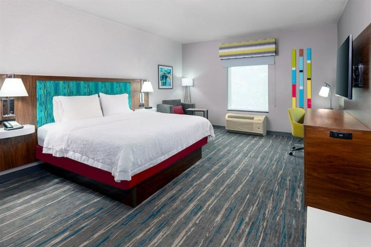 Hampton Inn & Suites Фармингтон Экстерьер фото