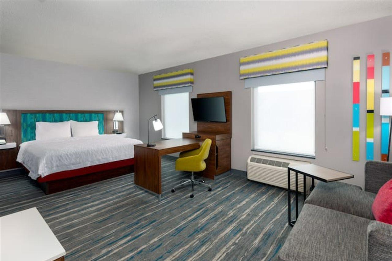 Hampton Inn & Suites Фармингтон Экстерьер фото