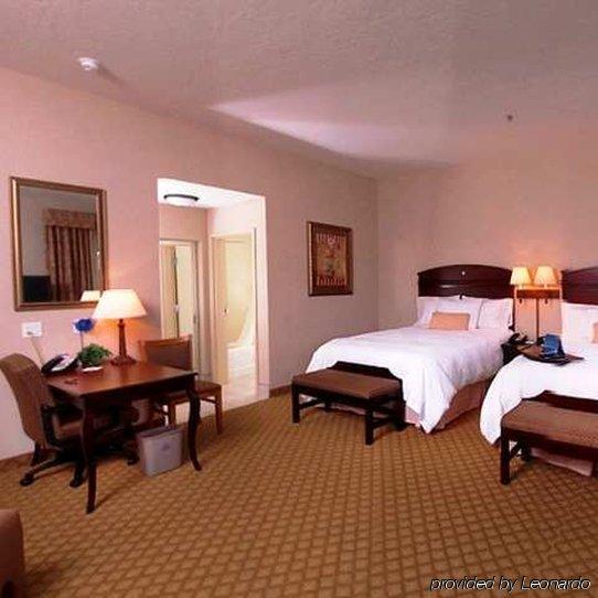 Hampton Inn & Suites Фармингтон Номер фото